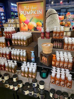 Bath and body works corpus christi - In today’s fast-paced world, online shopping has become increasingly popular. From clothing to electronics, consumers are turning to the internet for their purchasing needs. This trend is no different when it comes to bath and body products...